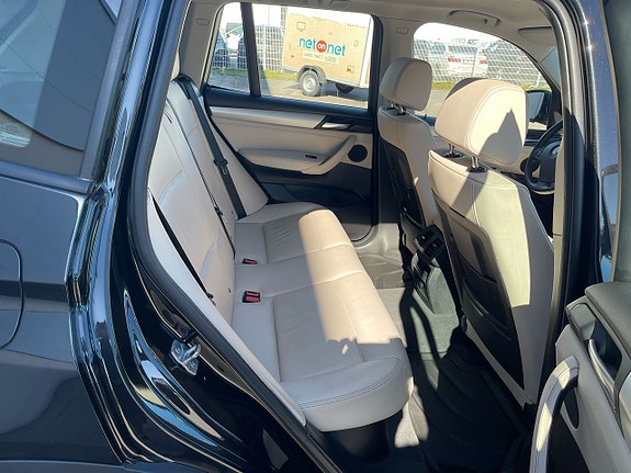 BMW X3 20 of 28