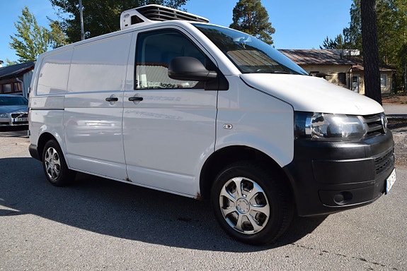 Volkswagen Transporter 3 of 5