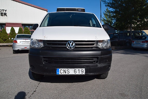Volkswagen Transporter 2 of 5