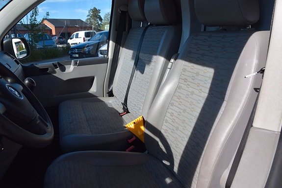 Volkswagen Transporter 11 of 14