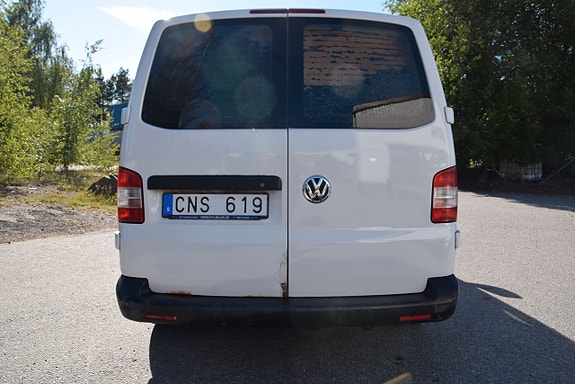 Volkswagen Transporter 4 of 5