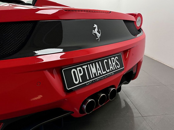 Ferrari 458 Spider 10 of 15