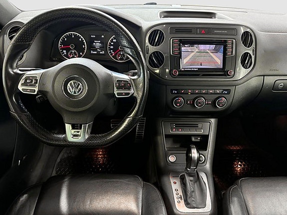 Volkswagen Tiguan 14 of 18