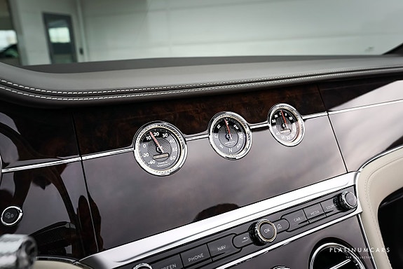 Bentley Continental GTC 13 of 29