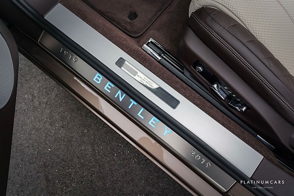 Bentley Continental GTC 22 of 29