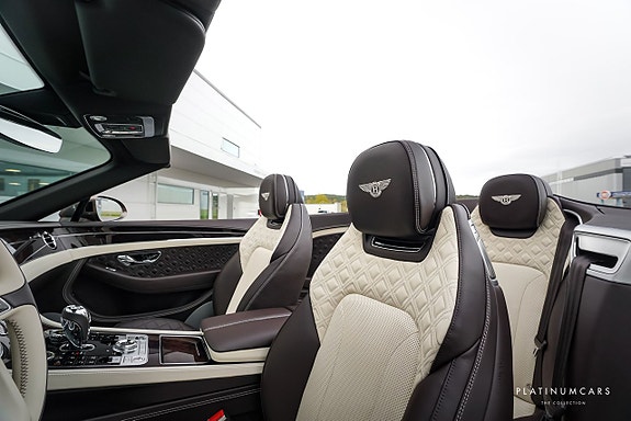 Bentley Continental GTC 9 of 29