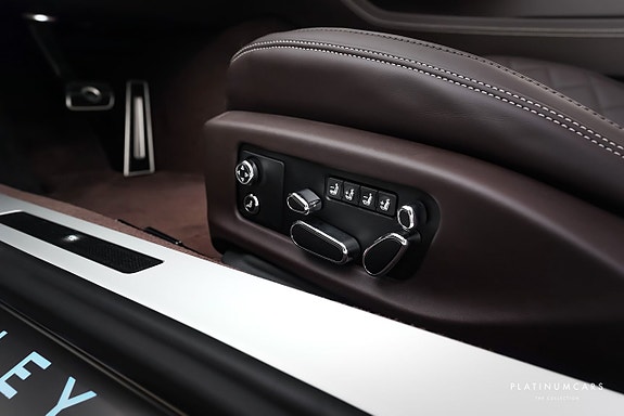 Bentley Continental GTC 23 of 29