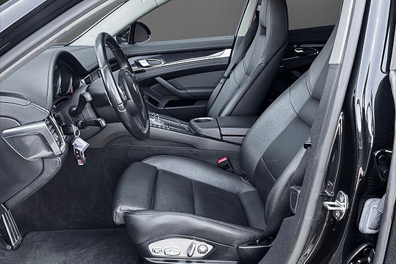Porsche Panamera S 7 of 21