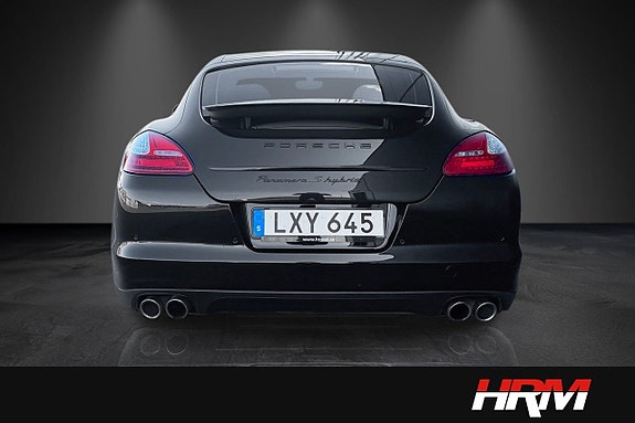 Porsche Panamera S 5 of 5