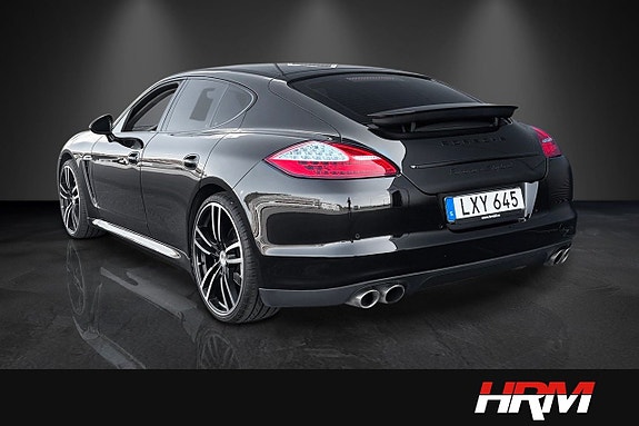 Porsche Panamera S 3 of 5