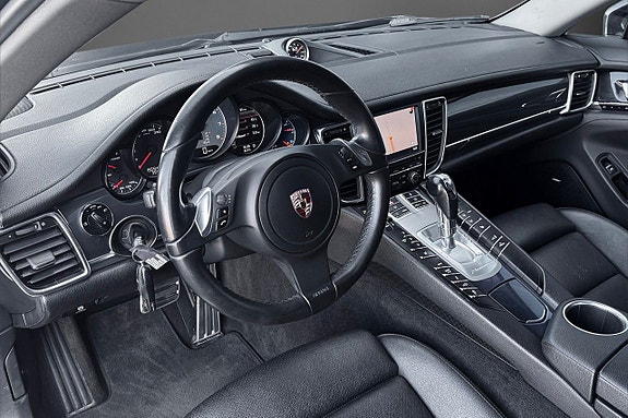 Porsche Panamera S 9 of 21