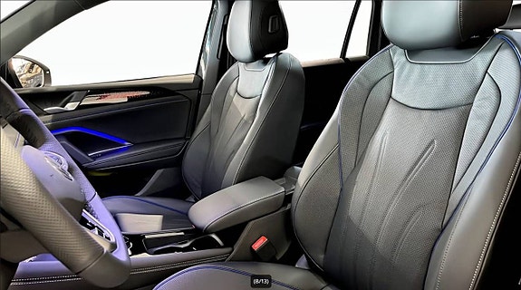 Volkswagen Tiguan 5 of 5