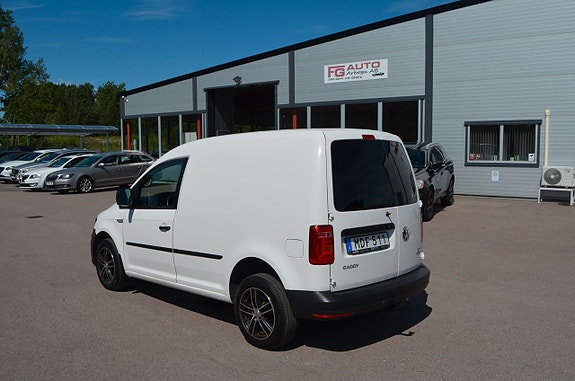 Volkswagen Caddy 4 of 5
