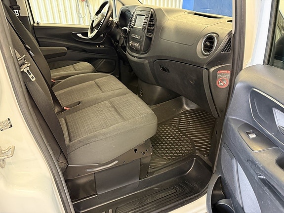 Mercedes-Benz Vito 119 11 of 21