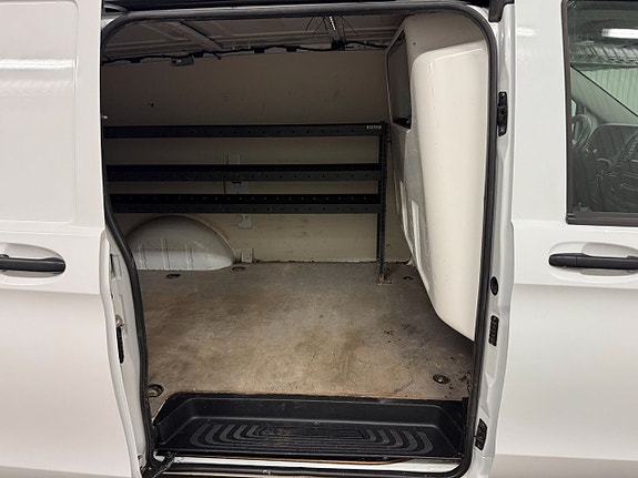 Mercedes-Benz Vito 119 8 of 21