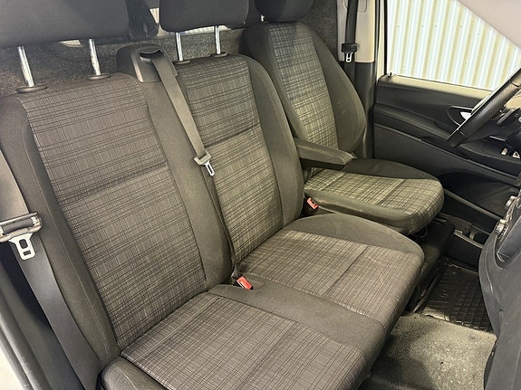 Mercedes-Benz Vito 119 12 of 21