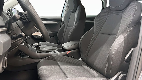 Skoda Karoq 8 of 12