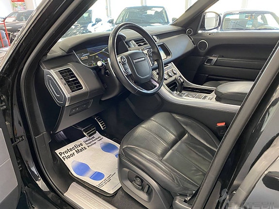 Land Rover Range Rover Sport 6 of 18