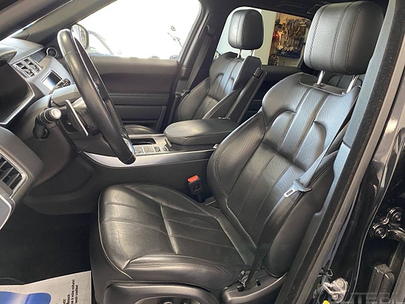 Land Rover Range Rover Sport 11 of 18