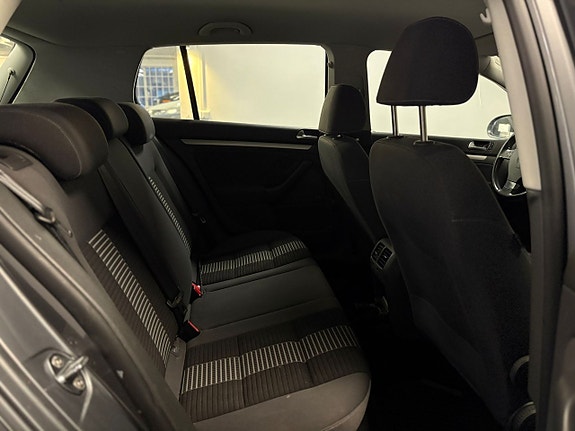Volkswagen Golf V 15 of 17