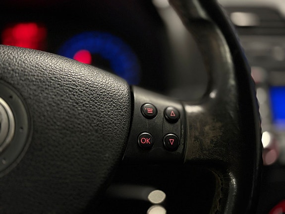 Volkswagen Golf V 11 of 17