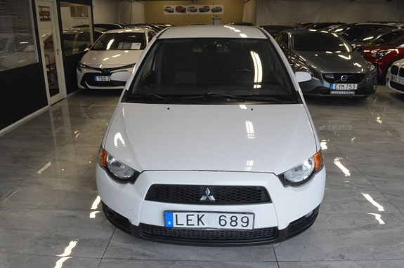 Mitsubishi Colt 10 of 20