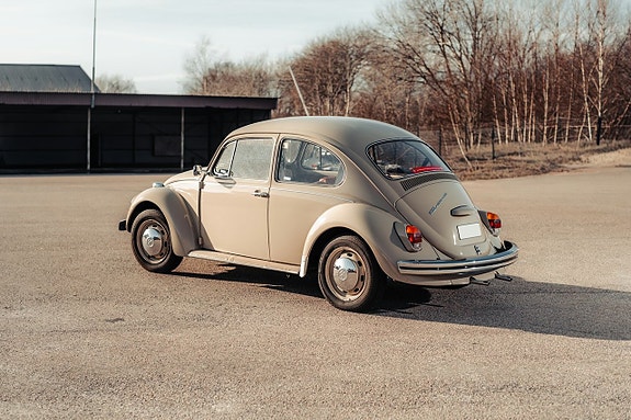 Volkswagen 1500 3 of 21