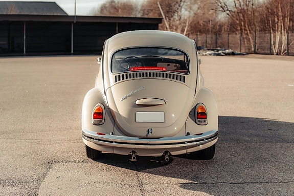 Volkswagen 1500 2 of 21