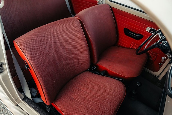 Volkswagen 1500 18 of 21