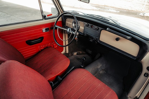 Volkswagen 1500 15 of 21