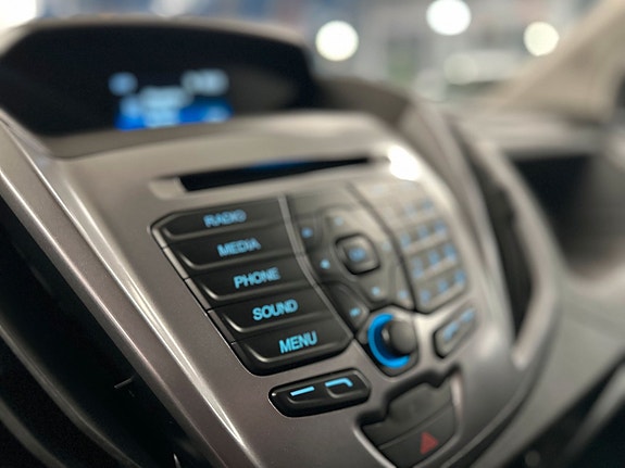 Ford Transit 22 of 25