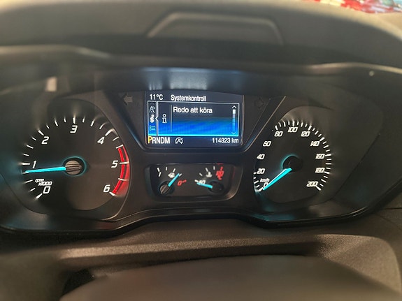 Ford Transit 21 of 25