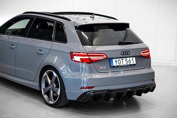 Audi RS3 25 of 27