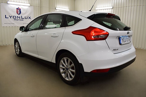 Ford Focus 6 of 23