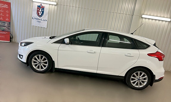 Ford Focus 5 of 23