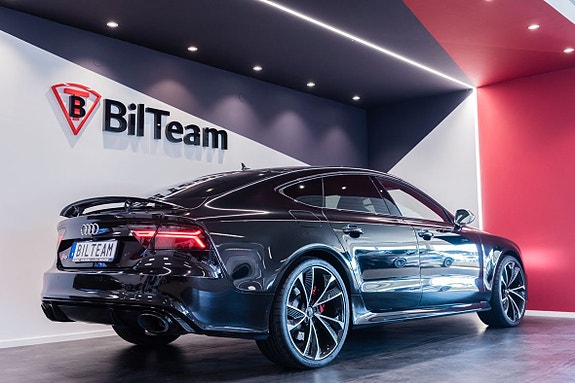 Audi RS7 8 of 24