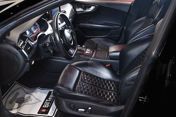 Audi RS7 13 of 24