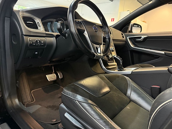 Volvo V60 9 of 14