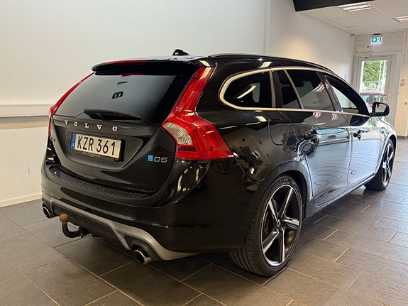 Volvo V60 14 of 14