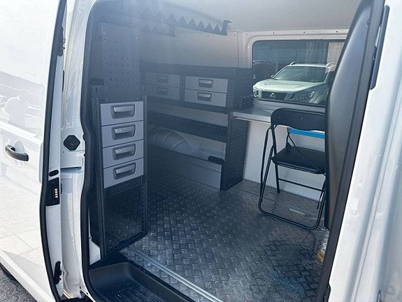 Volkswagen Transporter 13 of 22