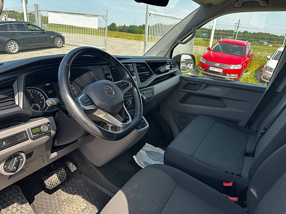 Volkswagen Transporter 11 of 22