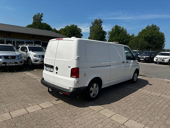 Volkswagen Transporter 3 of 5