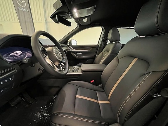Mazda CX-80 4 of 9