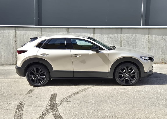 Mazda CX-30 2 of 5