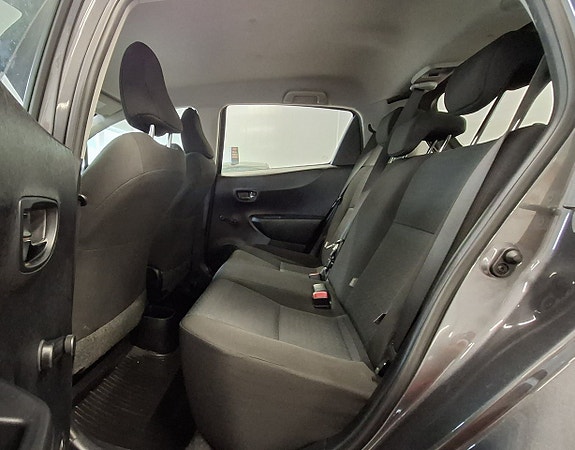 Toyota Yaris 22 of 23