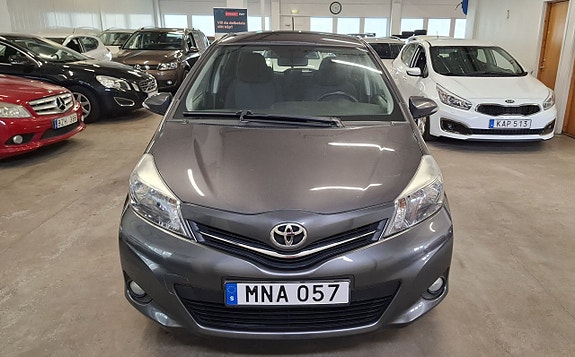 Toyota Yaris 9 of 23