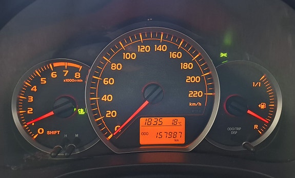 Toyota Yaris 13 of 23