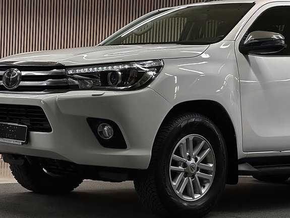 Toyota HiLux 6 of 18