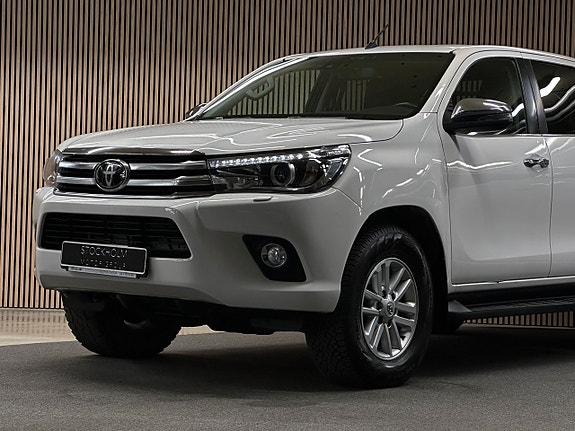 Toyota HiLux 5 of 5