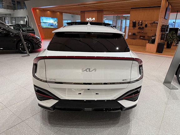 Kia EV6 15 of 17